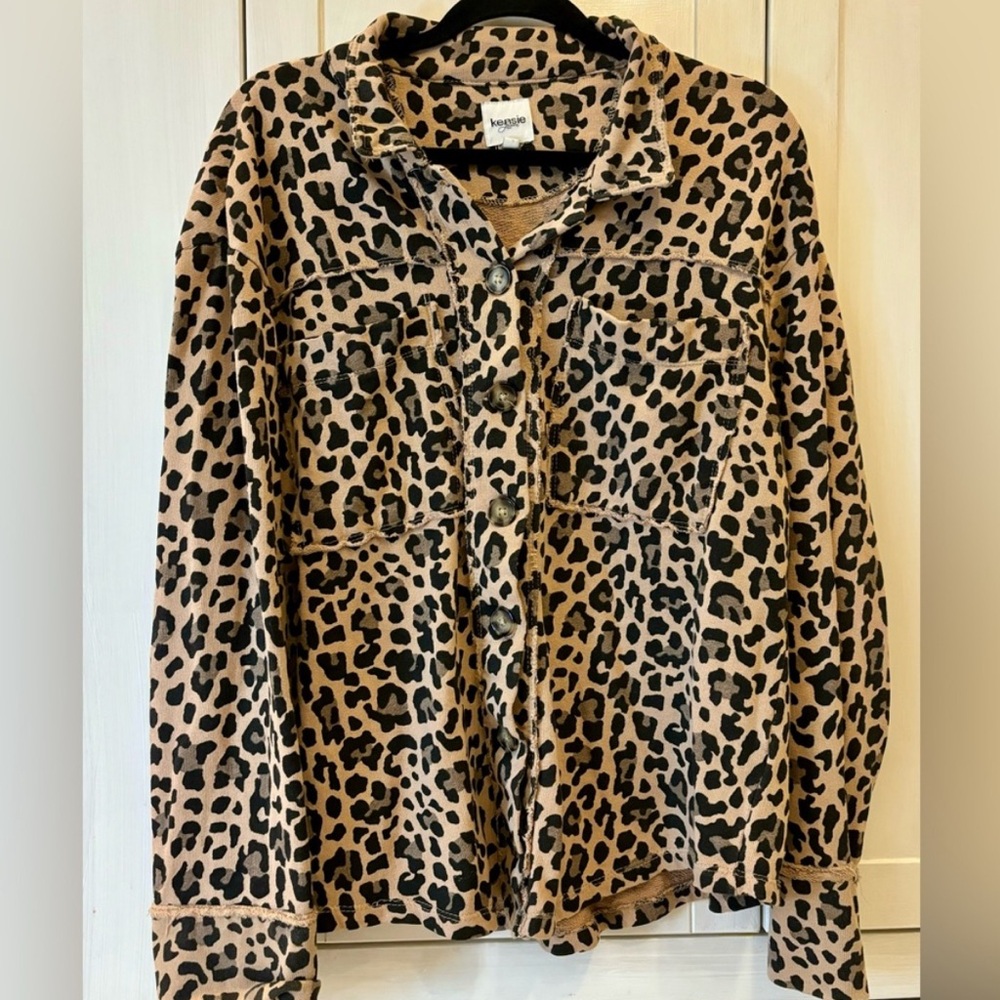 Kensie Leopard Print Button-Up Shirt/Jacket